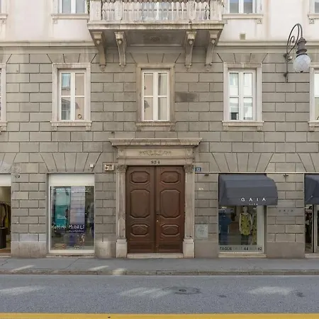 Centro I Imbriani 12 Appartement