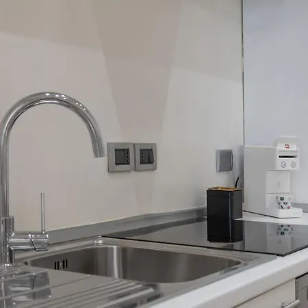 Centro I Imbriani 12 * Trieste