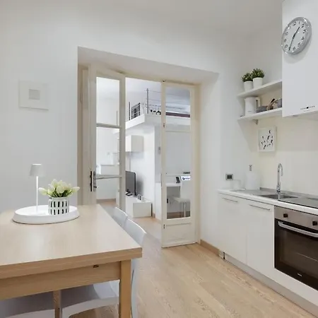 Centro I Imbriani 12 Apartment *