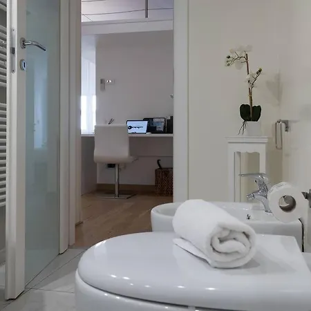 Centro I Imbriani 12 * Trieste